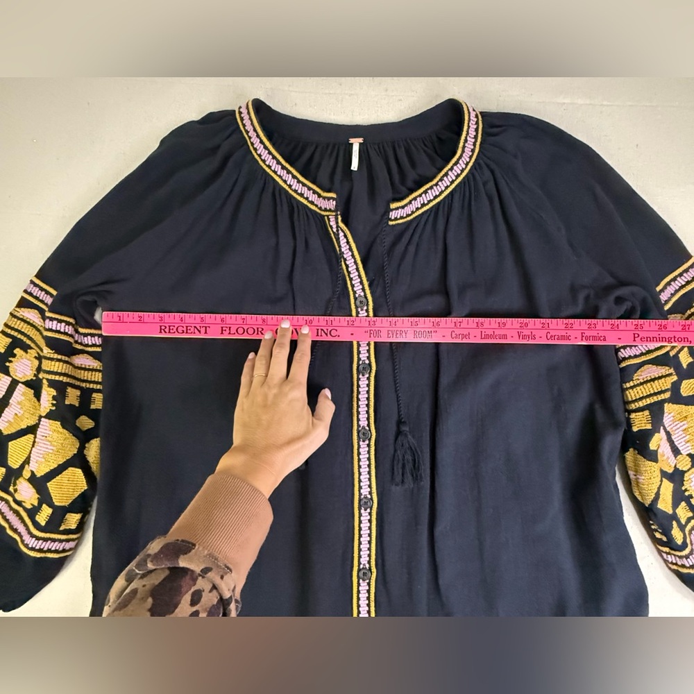 D105 Free People Navy Oversized Dress with Yellow Gold Embroidery - Full Sleeves - Picture 7 of 8
